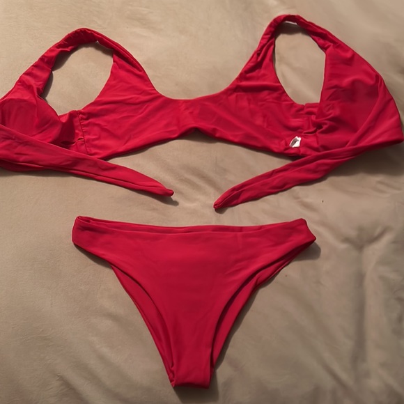 Red Bikini - Picture 2 of 4